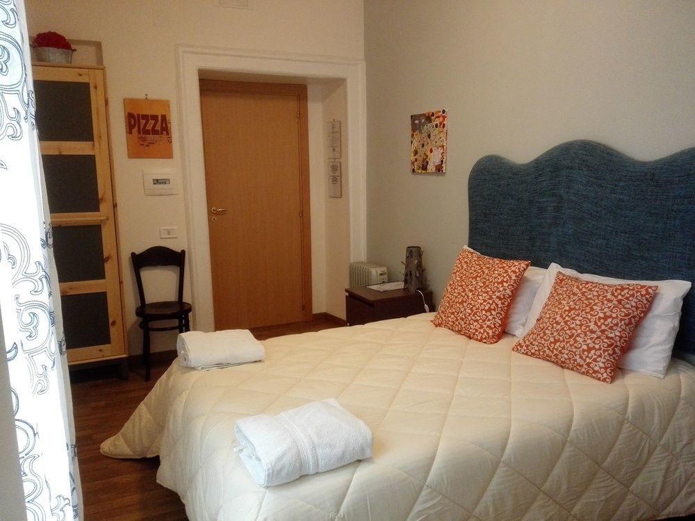 Bed And Breakfast Casa Mariella Napoli Dış mekan fotoğraf
