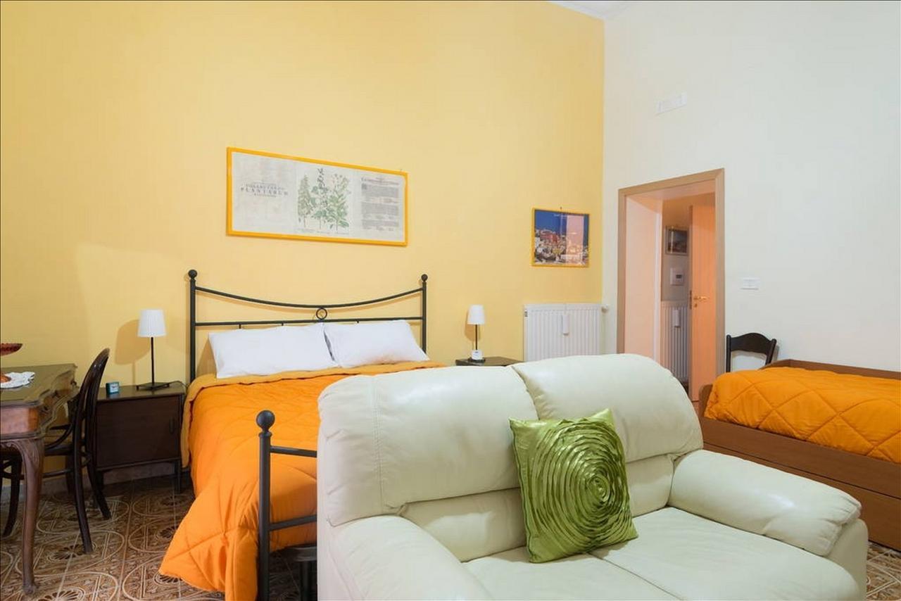 Bed And Breakfast Casa Mariella Napoli Dış mekan fotoğraf