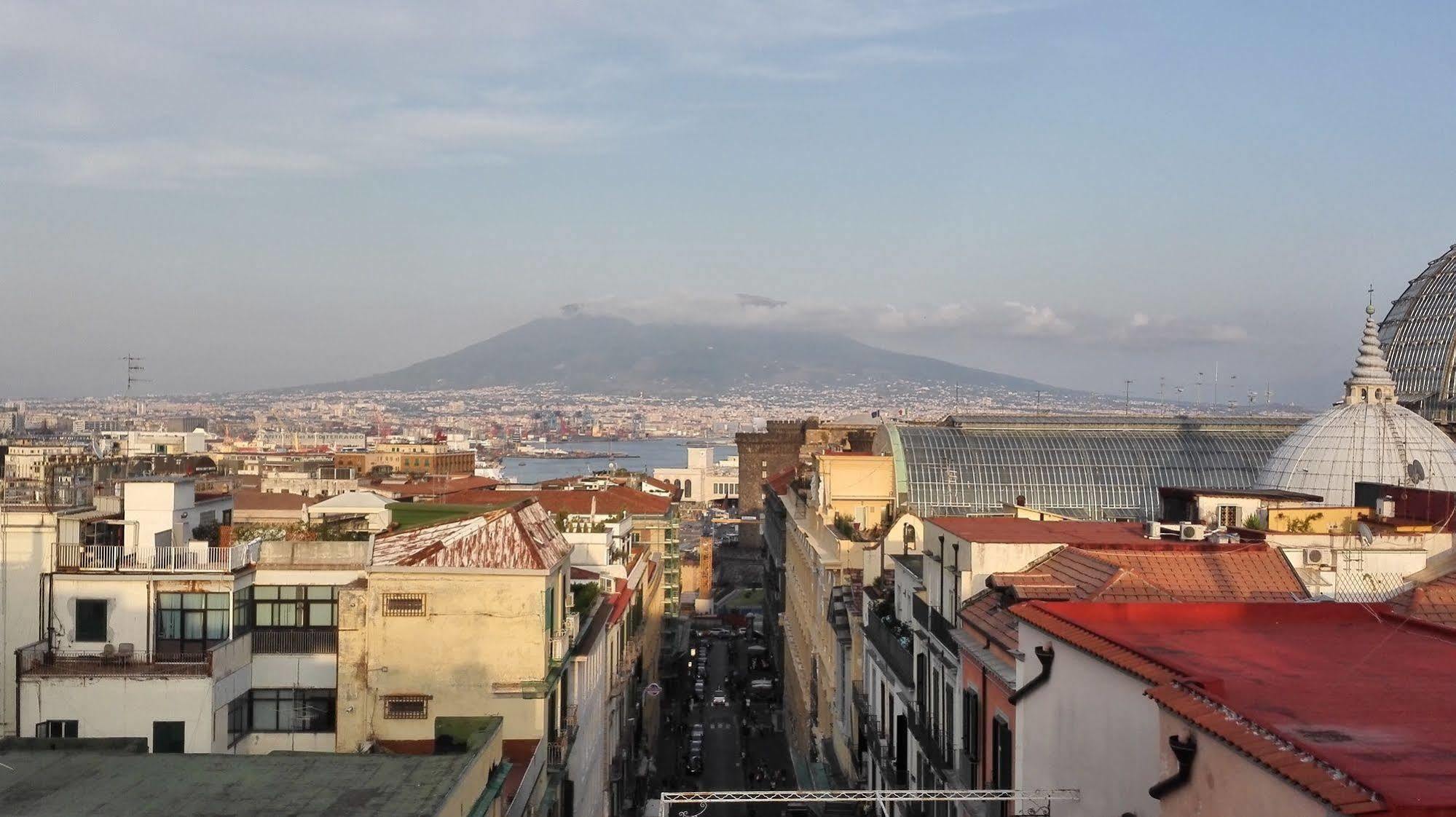 Bed And Breakfast Casa Mariella Napoli Dış mekan fotoğraf