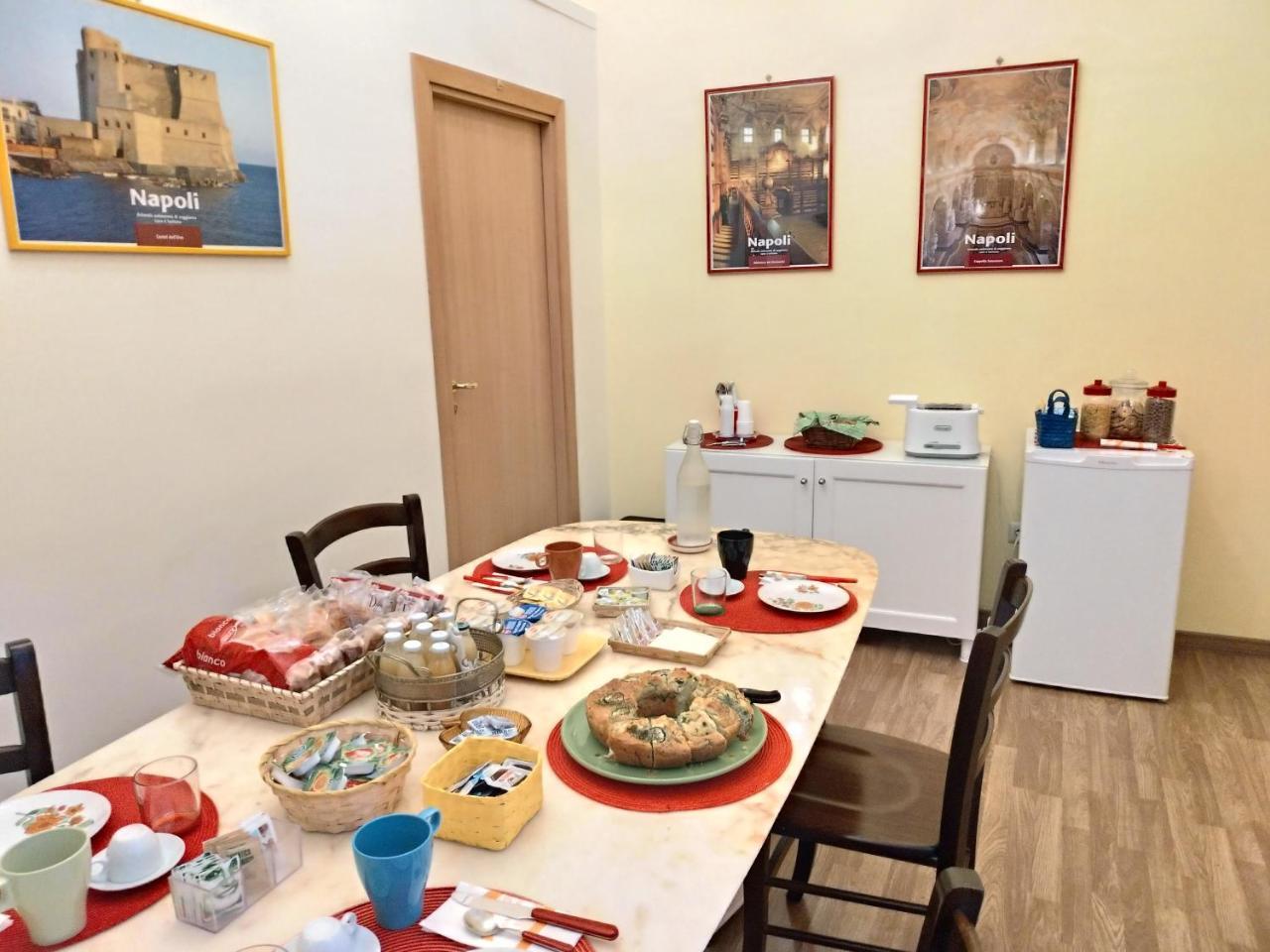 Bed And Breakfast Casa Mariella Napoli Dış mekan fotoğraf